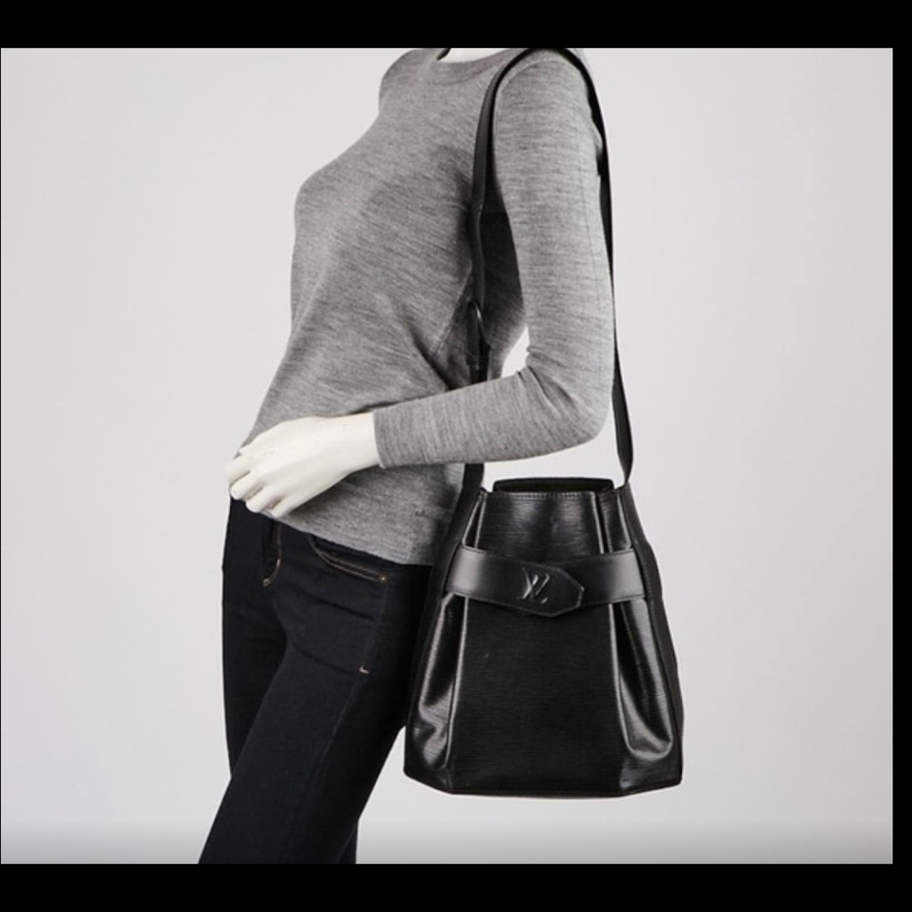 Authentic Louis Vuitton Shoulder Bag Sac depaule